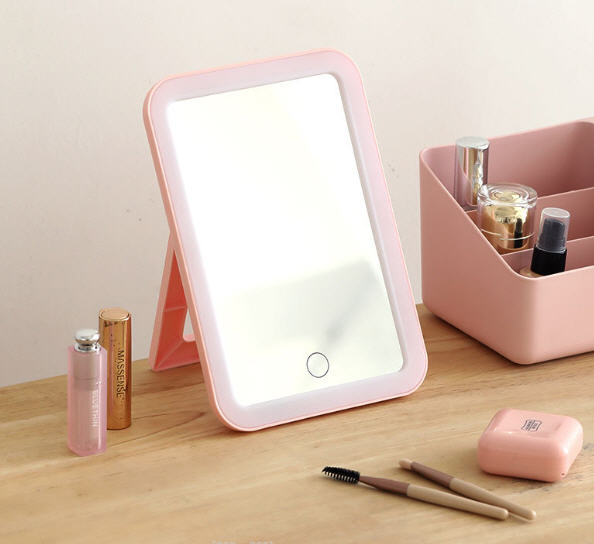 กระจกแต่งหน้า,กระจก,กระจกสกรีนโลโก้,ของแจก,กระจกพกพาไฟLED,กระจกLED