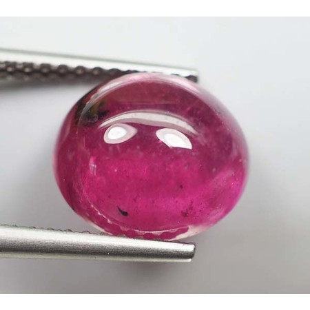 พลอยทับทิม (Ruby) 4.60 กะรัตสีแดงเข้ม
