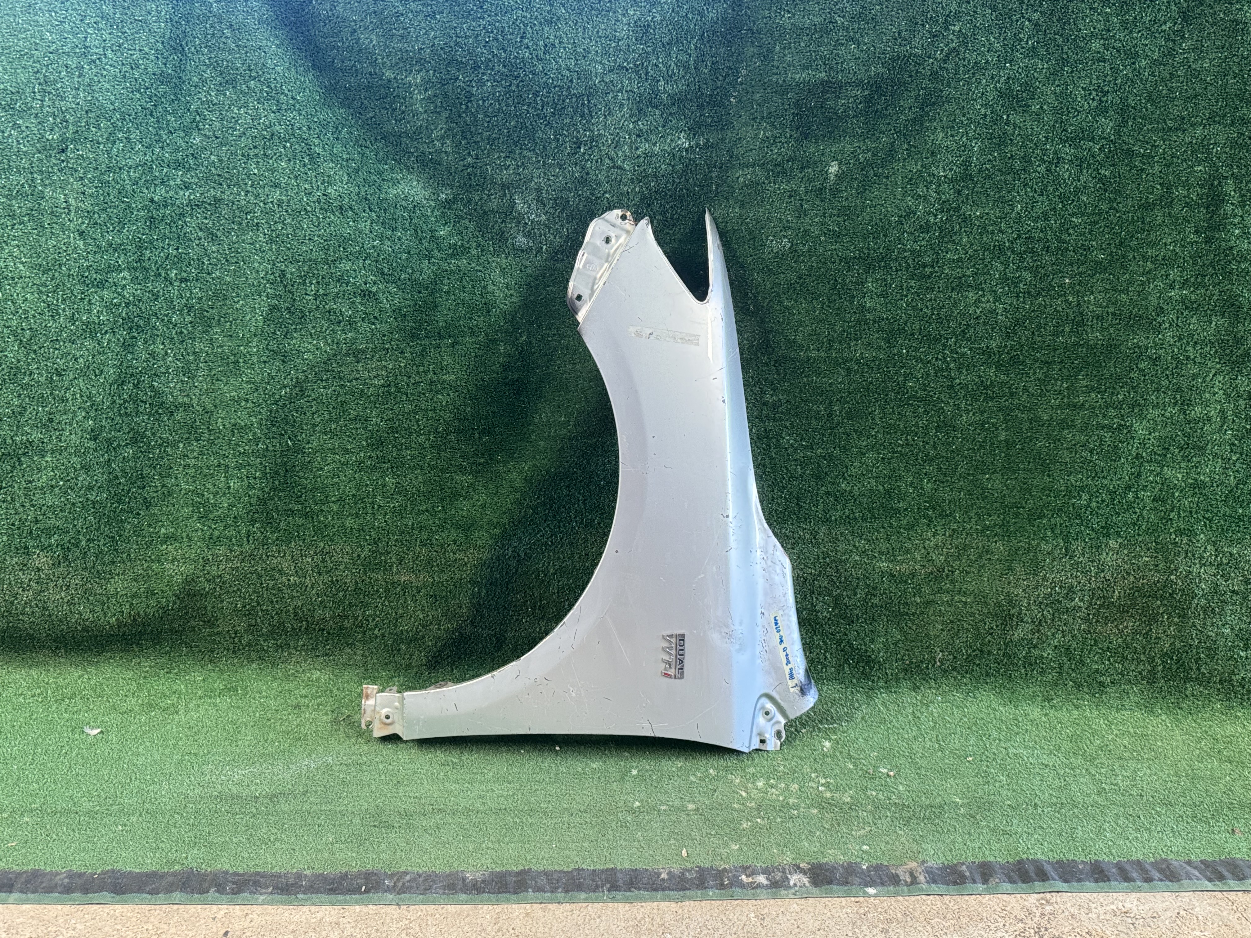บังโคลนหน้า L Toyota Altis 2008-13