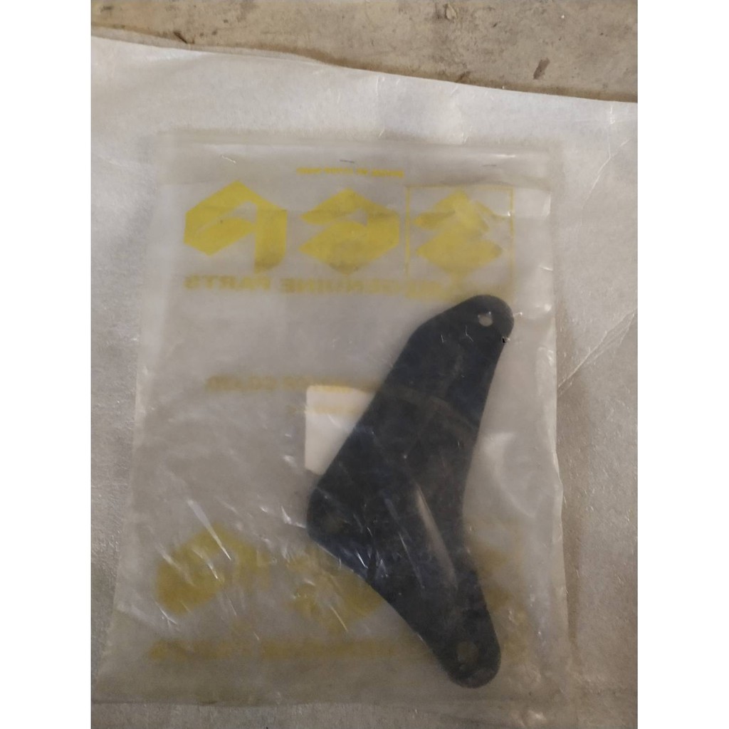 แผ่นรอง รุ่นที่ใช้ FK110-E อะไหล่แท้ SUZUKI 43822-07H00-000