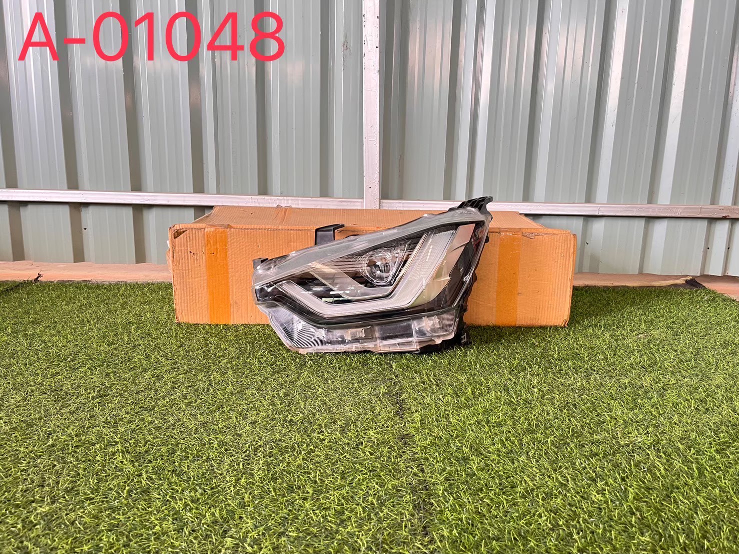 ไฟหน้า L Isuzu D-max 2019-20 แท้ถอด