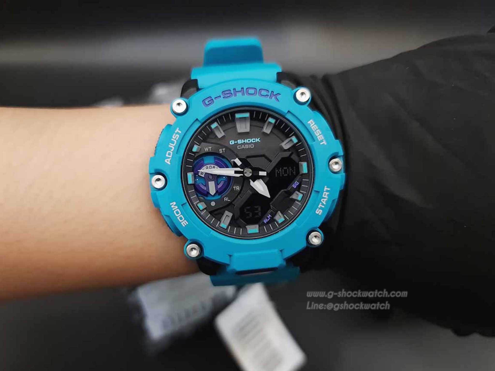 CASIO G-SHOCK นาฬิกาข้อมือ นาฬิกากันน้ำ นาฬิกาของแท้ ประกันศูนย์ CMG 1 ปี รุ่น GA-2200-2A