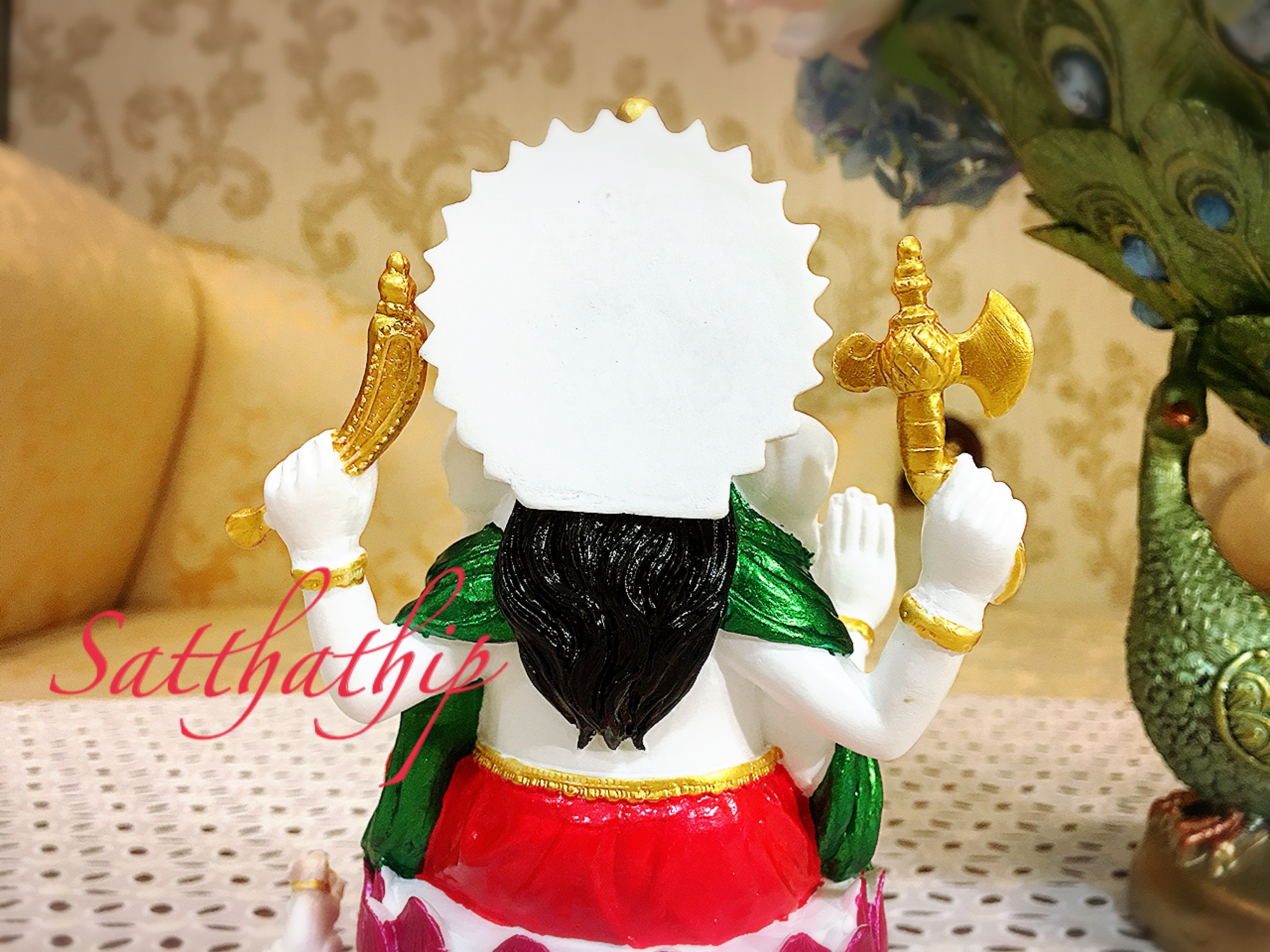 พระพิฆเณศ ปางสัมปทายะคเณศ (เซรามิก) - Ganesha: Lord of Success