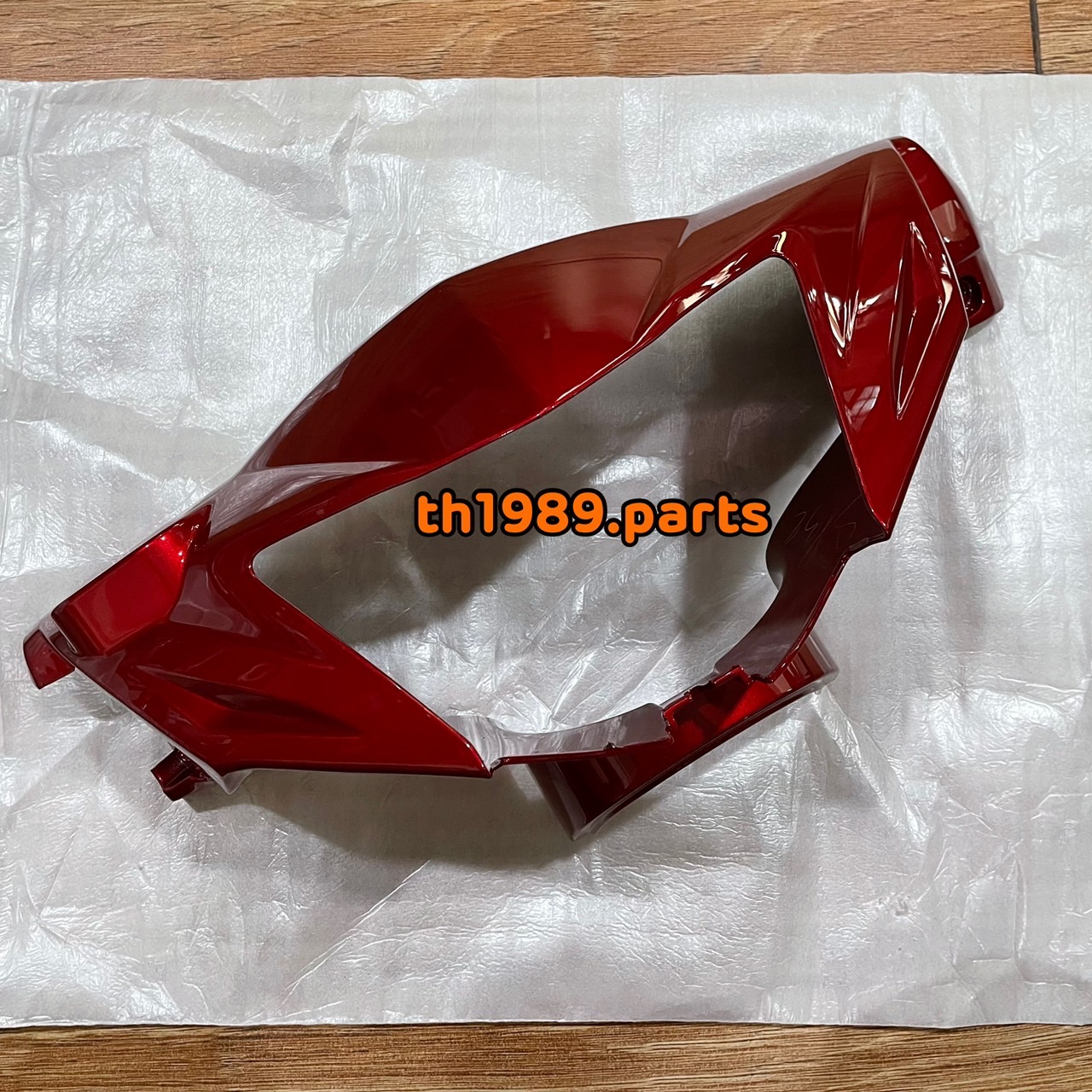 ฝาครอบไฟหน้า สีแดงบรอนซ์ SPARK135 อะไหล่แท้ YAMAHA 5YP-F6143-00-P1