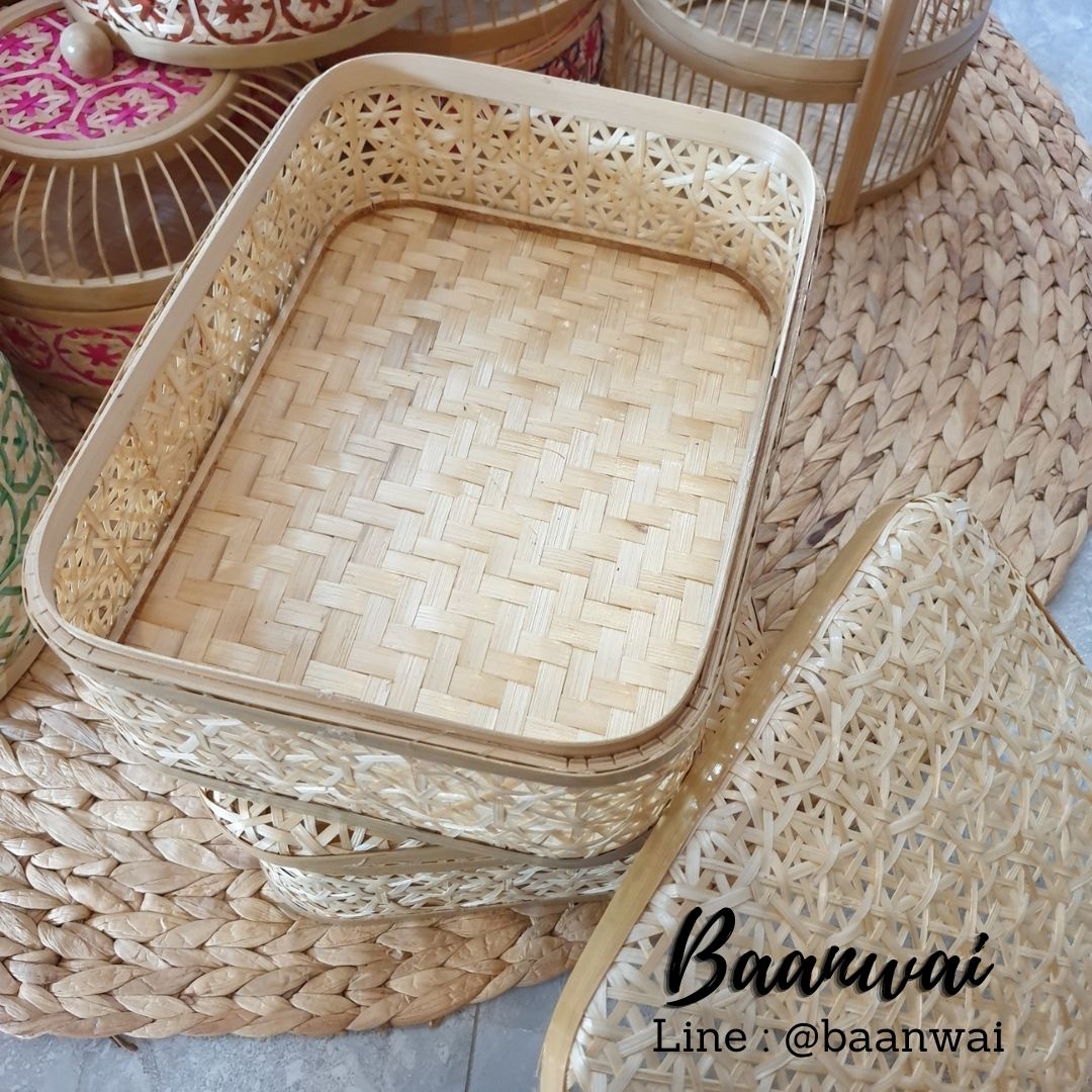 กล่องชะลอม ลายพิกุล ทรงเหลี่ยม ขนาด 23*30*10 cm