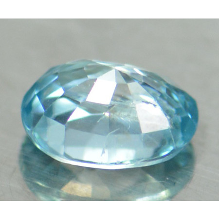 เพทาย (Blue Zircon) 1.45 กะรัตสีฟ้า