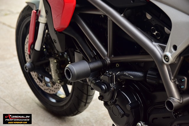 Evotech กันล้มกลาง (Crash Bobbins) สำหรับ HyperMotard 950,821,939