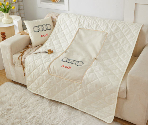 หมอนผ้าห่ม,หมอนพกพา,ผ้าห่ม,ผ้าห่มพกพา,หมอนผ้าห่มสกรีน,ขนาด100*150cm