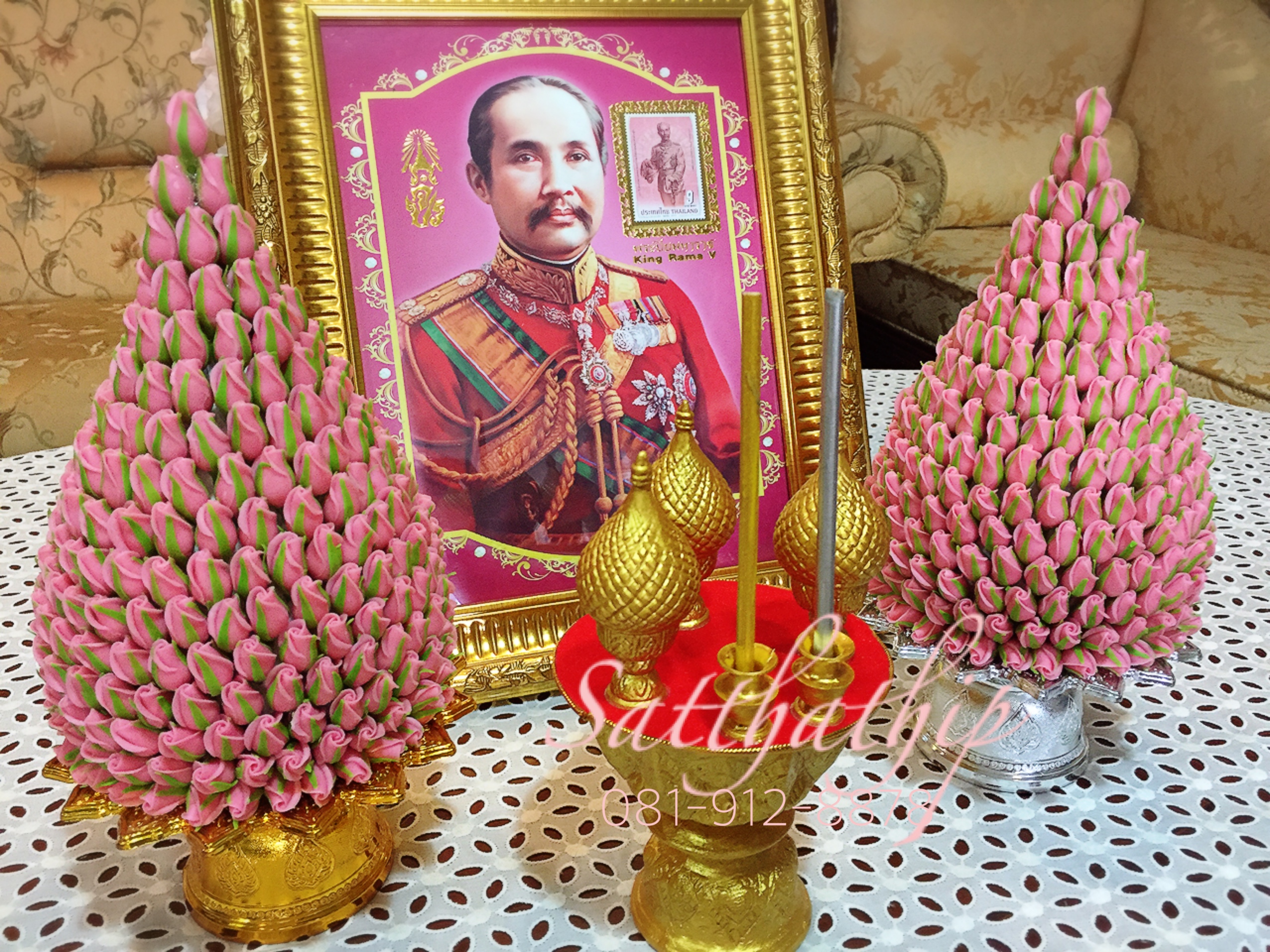 พานพุ่มดอกกุหลาบ - พานพุ่มดอกกุกลาบ (สีชมพู) ประดิษฐ์จากดิน - Phan bush