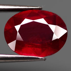 พลอยทับทิม (Ruby) 1.80 กะรัตลดราคา