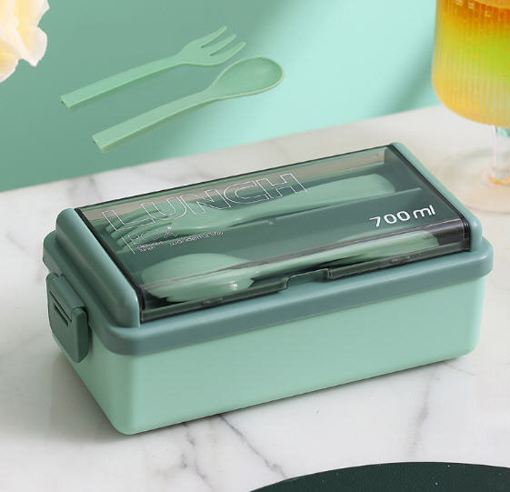 กล่องข้าว,กล่องใส่ข้าวพลาสติก,กล่องใส่ข้าวพร้อมช้อนส้อม