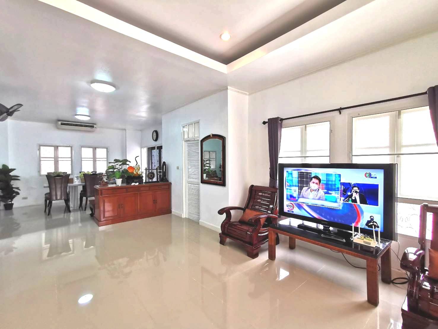 The Oriental House for rent