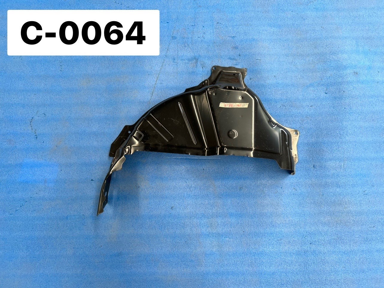 ซุ้มล้อหลัง Toyota Yaris 2013