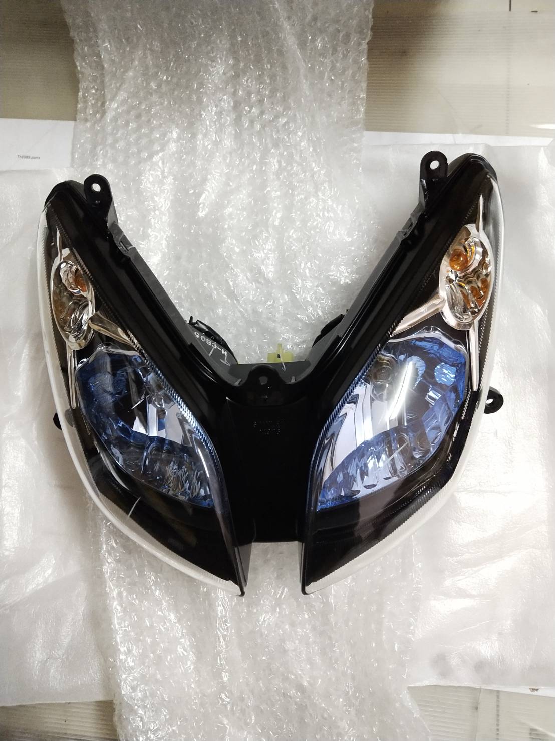 ชุดไฟหน้า โคมสีฟ้า สำหรับรุ่น NOUVO MX '2008 อะไหล่แท้ YAMAHA 1P7-H4300-10