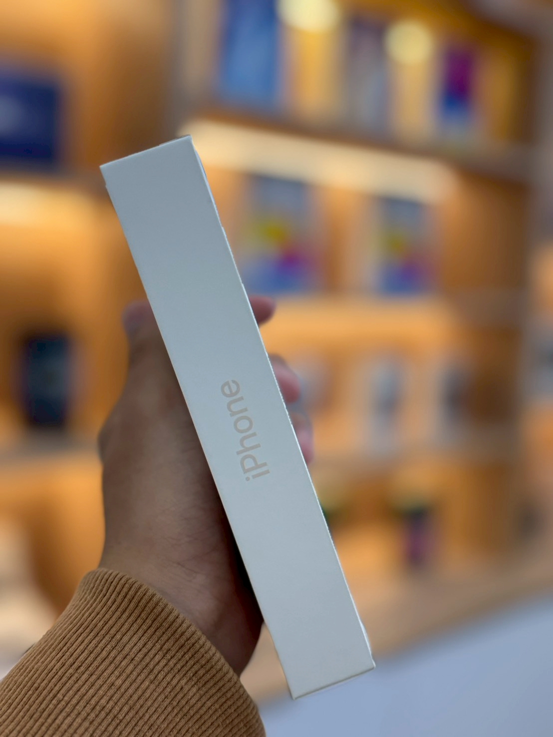 iPhone 13 128GB สี Starlight (มือ1)