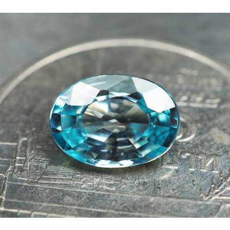 เพทาย (Blue Zircon) 1.70 กะรัตสีฟ้า