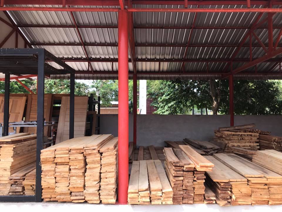 ( รหัส E1-โอ๊ค ) ศาลา ไม้สัก สีโอ๊คดำ ทรงอโยธยา เสาเอียง คาขาว2ชั้น / ขนาด 2.40x2.240x3.00 เมตร