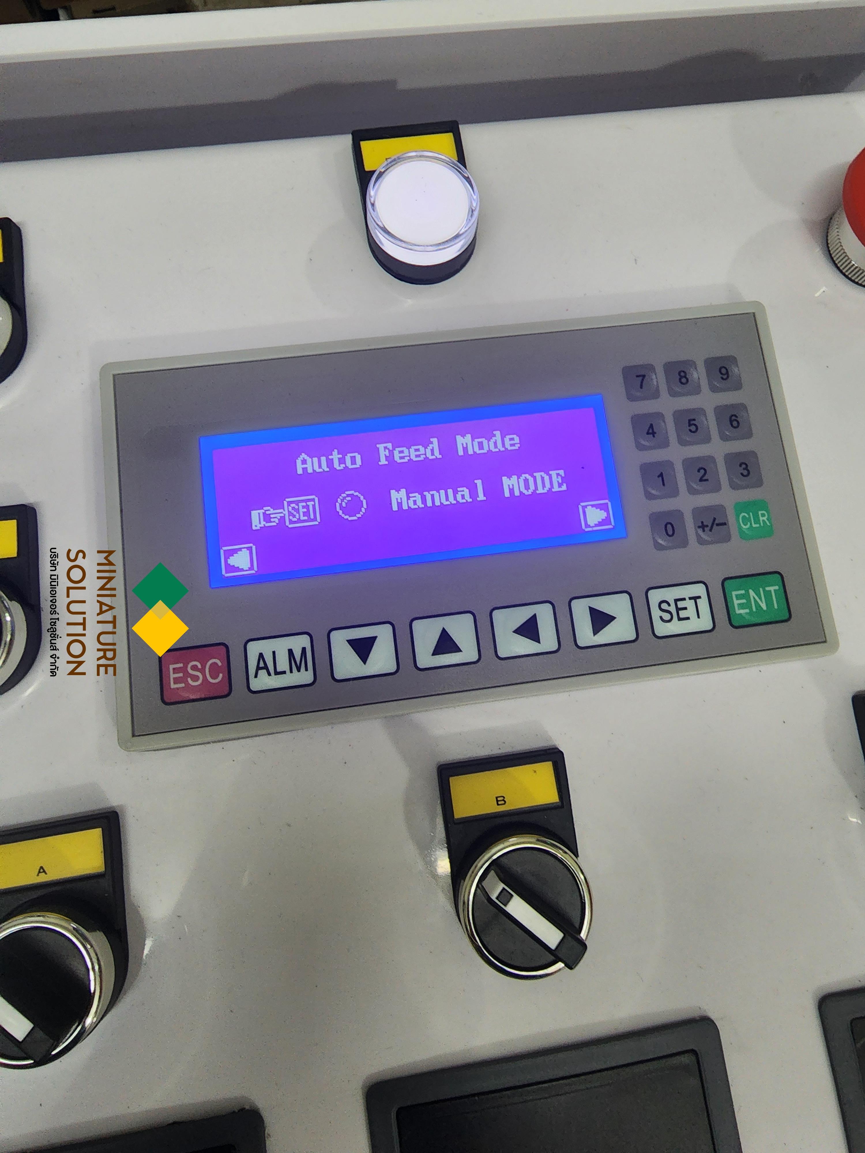 ตู้ระบบควบคุมปุ๋ยปรับค่าสารอาหาร EC ค่าเป็นกรดด่าง PH อัตโนมัติ โดยใช้ PLC Control