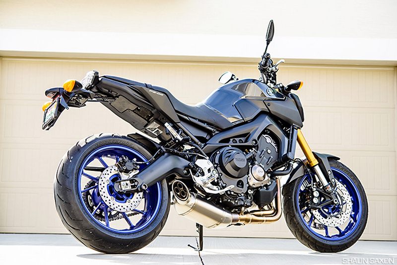 ท่อ Akrapovic full system Titanium สำหรับ FZ9, MT09, FJ09 (For Exhibition only)