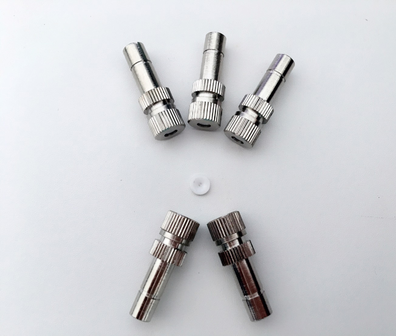 หัวพ่นหมอก stainless code 2 ; 5 หัว แถม orifice plate 0.2 mm.
