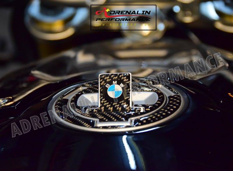 สติ๊กเกอร์คาร์บอนแท้ สำหรับแปะฝาเติมน้ำมัน ของ S1000RR 15+