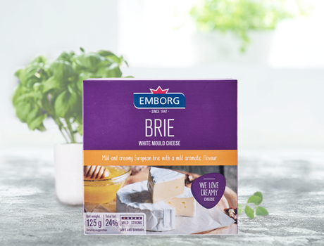 เอ็มบอร์จ บรี ซอฟท์ ไวท์ Emborg Brie White Mold Cheese 125 g. (02-8226)(สินค้าแช่เย็น)