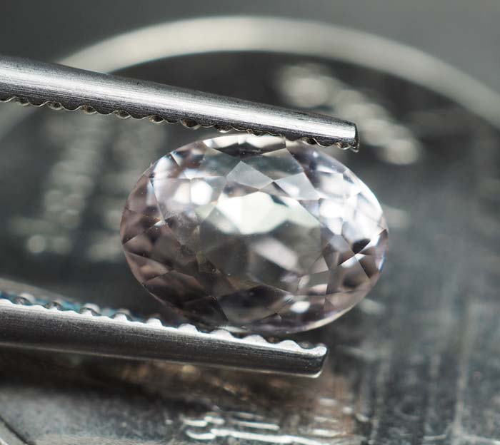 มอร์แกนไนท์ (Morganite) 0.95 กะรัต