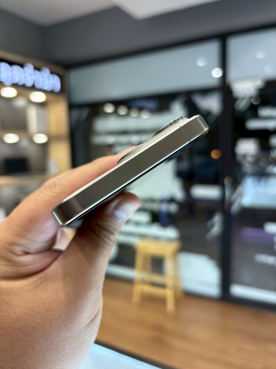 iPhone 15 Pro Max 256GB Natural Titanium