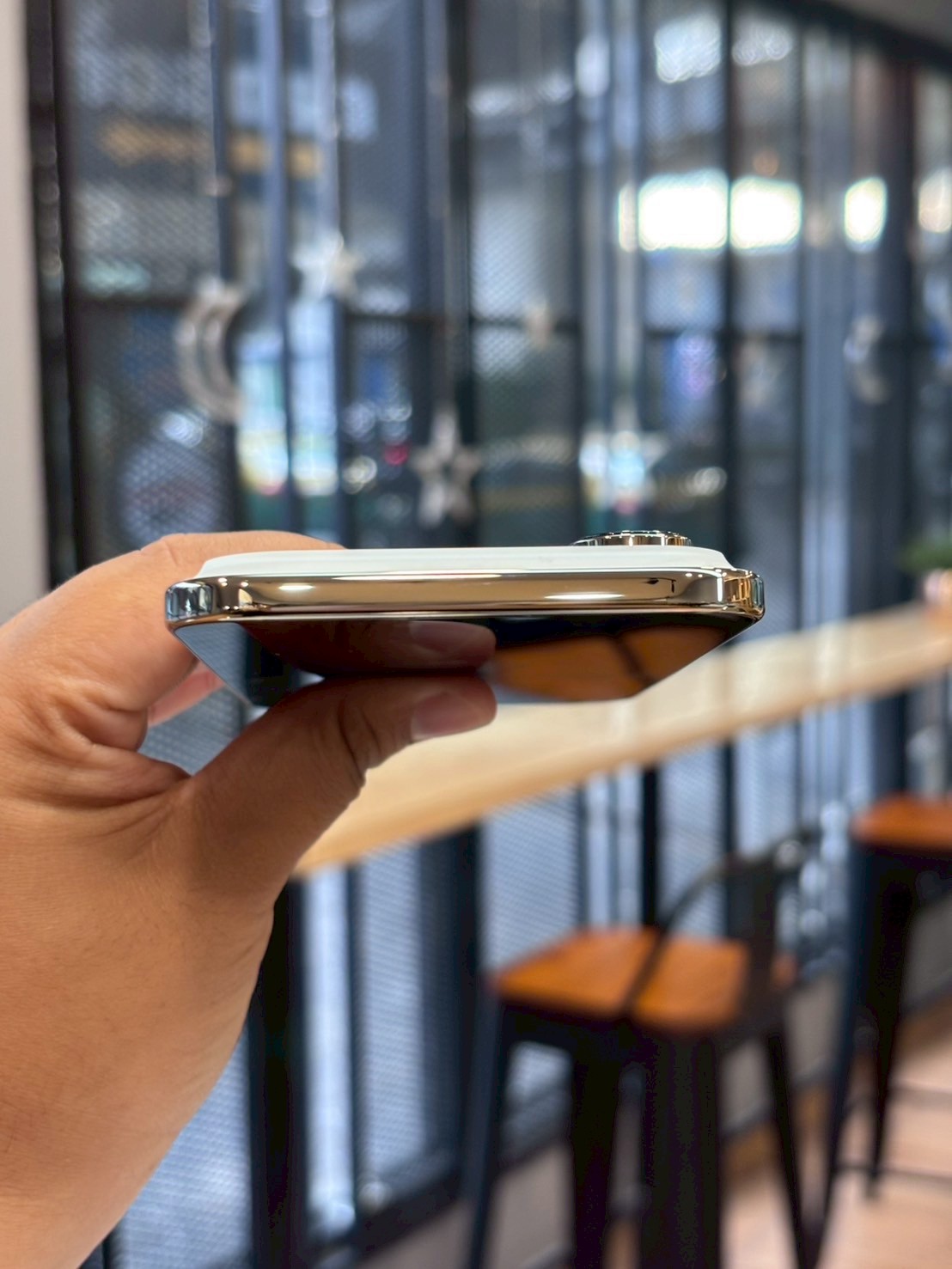 iPhone 17 Air 256GB Light Gold (มือ1)