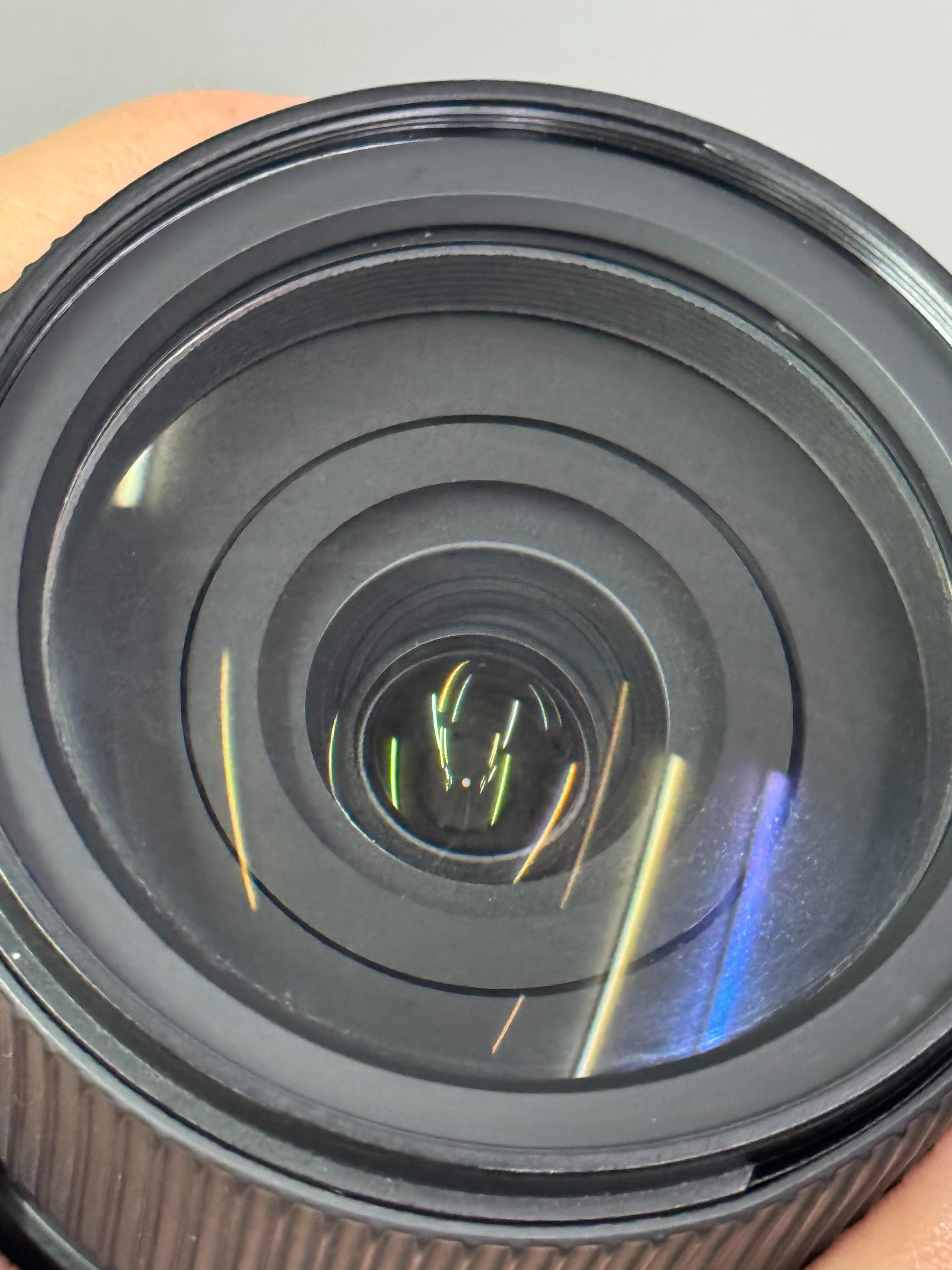 NIKON D7500 + Tamron 16-300 mm. F3.5-6.3 Di IIVC PZD Macro Mount