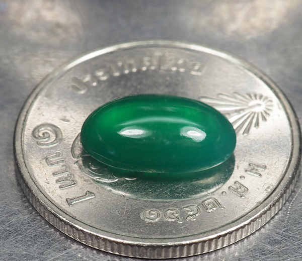 คาลซิโดนีสีเขียว (Green Chalcedony) 1.80 กะรัต