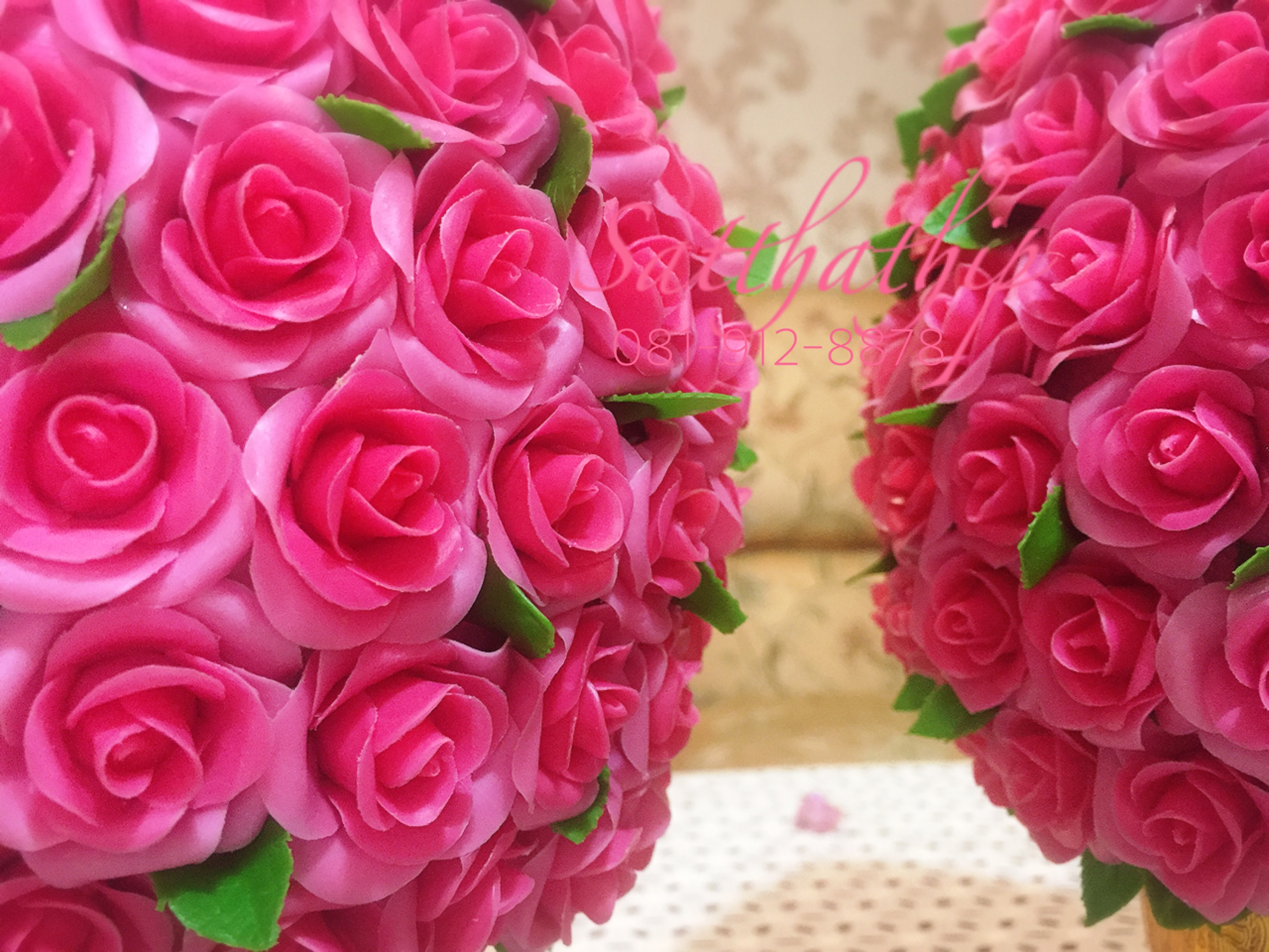 พานพุ่มกุหลาบ ประดิษฐ์จากดิน [8 นิ้ว 5,000 บาท/คู่]