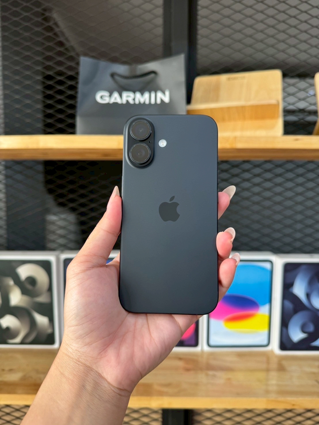 iPhone 16 128GB Black