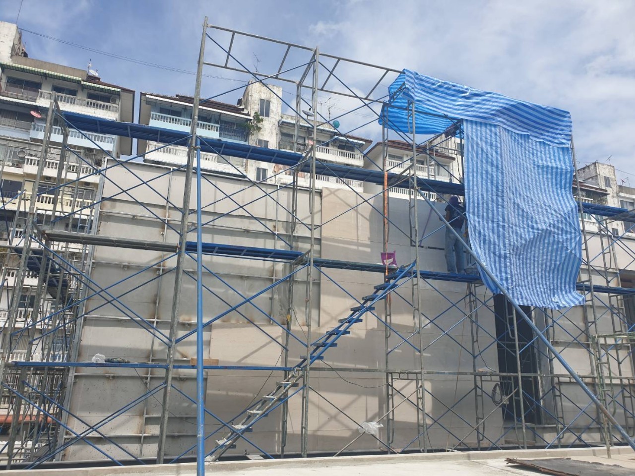 รับติดตั้งหิน แบบ Dry Process ติดตั้งกระเบื้องแบบ Dry Process ภายในและภายนอกอาคาร