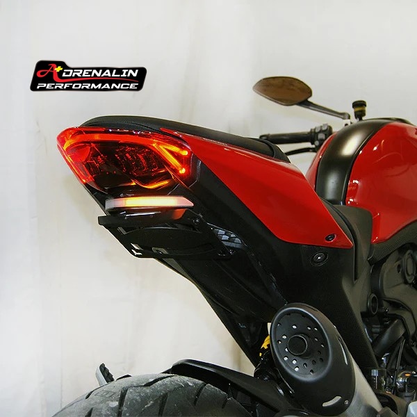 ท้ายสั้น พร้อมไฟเลี้ยว NRC สำหรับ Monster 937