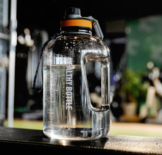 กระติกน้ำ,กระบอกน้ำออกกำลังกาย,กระบอกใส่น้ำ,ขวดน้ำ,ถังน้ำพกพากระบอกน้ำ 2.2L,กระติกน้ำนักกีฬา