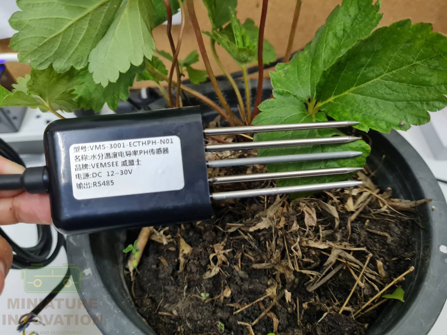 EC Temperature Humidity PH Sensor RS485 Output เซนเซอร์วัดค่า EC อุณหภูมิ ความชื้น กรดด่าง ของดิน โดยสื่อสารแบบ RS485