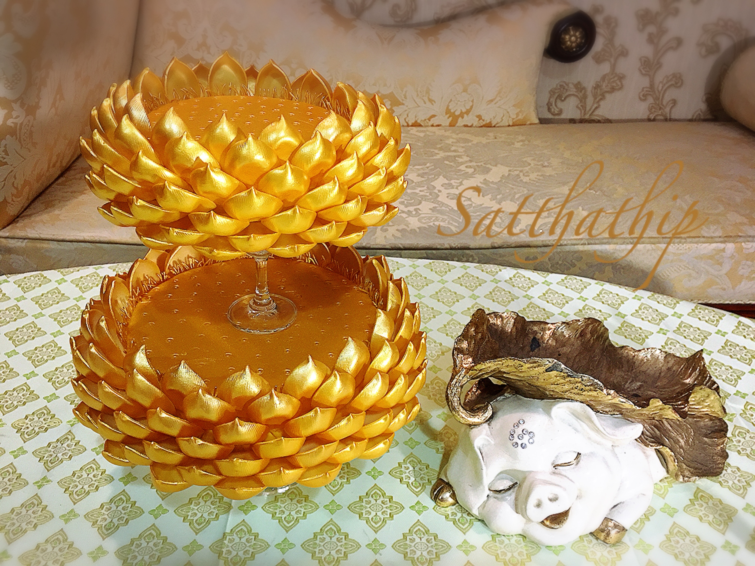 ถาดบัว ประดิษฐ์จากดิน - ฐานบัว ประดิษฐ์จากดิน - พานบัว ประดิษฐ์จากดิน - ถาดบัวดินปั้น - ฐานบัวดินปั้น - พานบัวดินปั้น -Tray