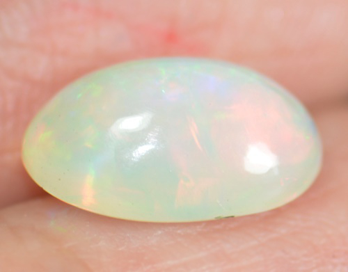 โอปอหลากสี (Multi Opal) 2.10 กะรัต