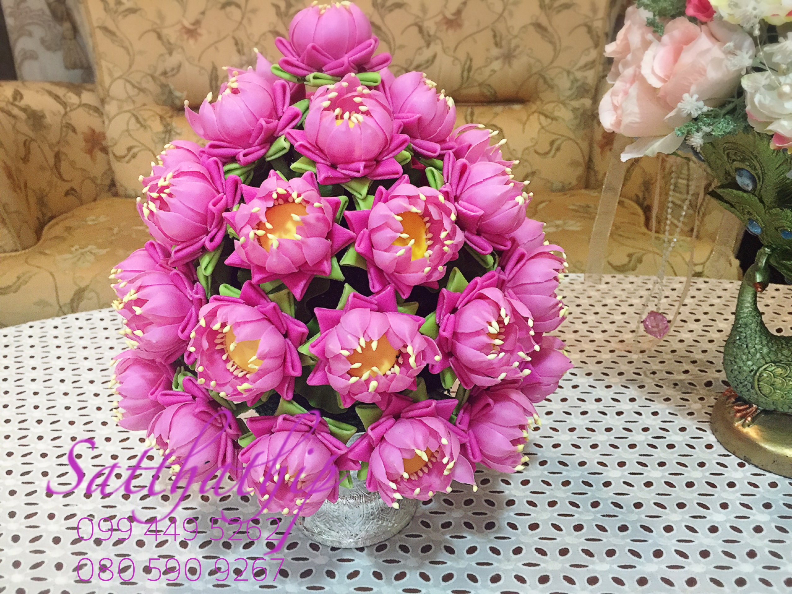 พานดอกบัว (สีชมพูอมม่วง) - พานดอกบัว ประดิษฐ์จากดิน - Phan bush