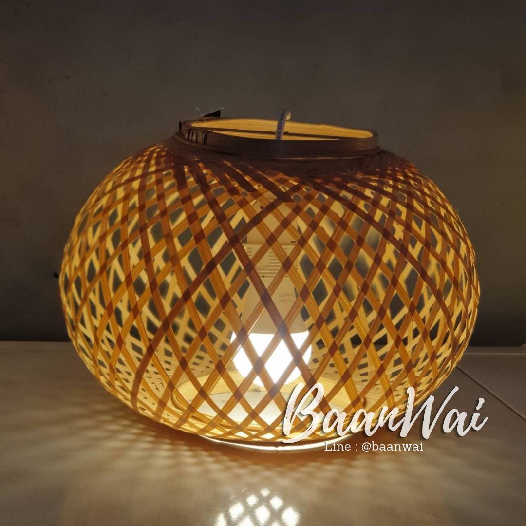 โคมไฟไม้ไผ่ ทรงกลม สานไขว้