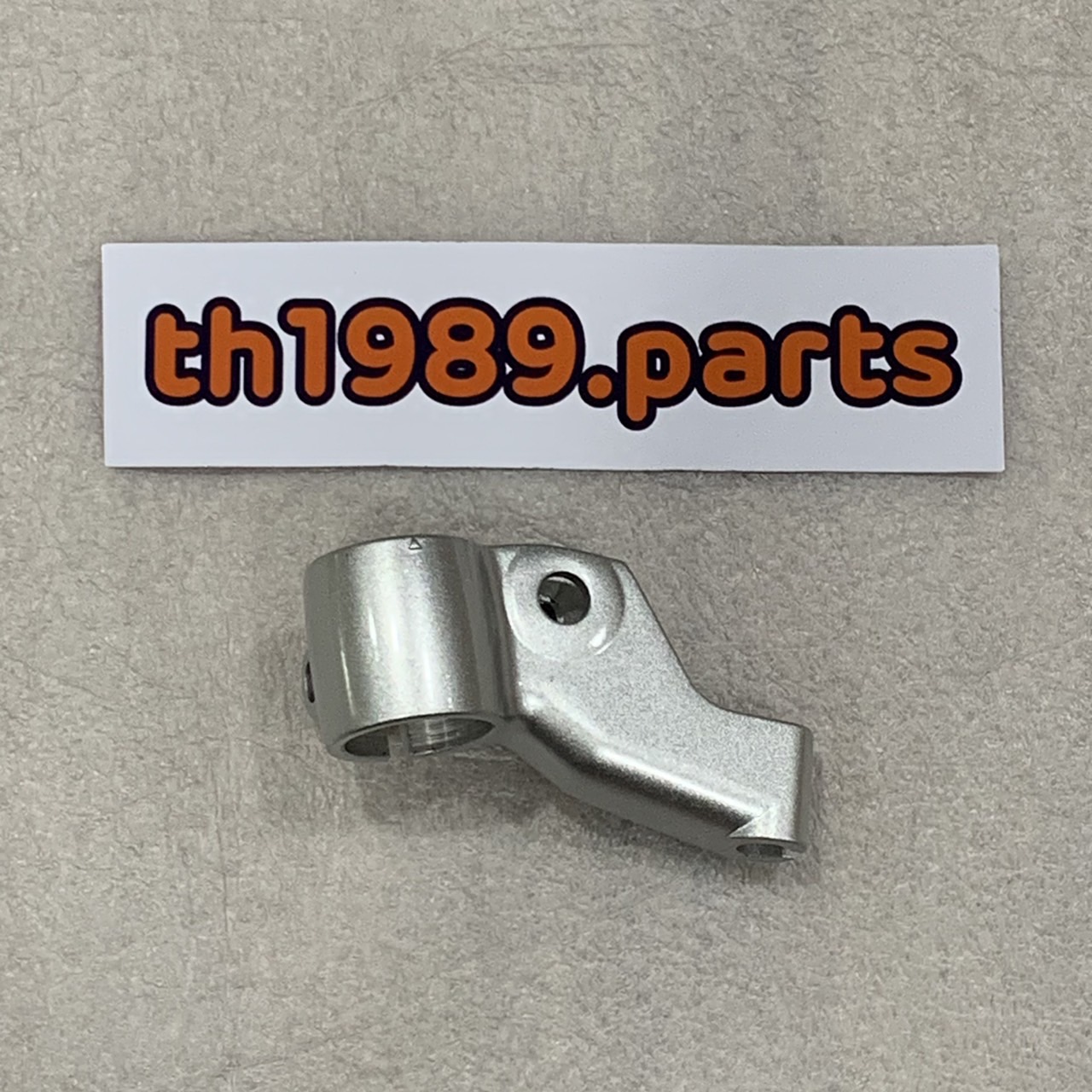 4D0-H2911-00 หูยึดก้านเบรคสีเงิน FINO คาร์บู อะไหล่แท้ YAMAHA