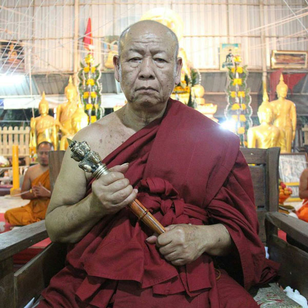 พระผงสาริกาคู่ หลวงพ่อทองใส การเวก วัดดงบัง ประจันตคาม ปราจีนบุรี