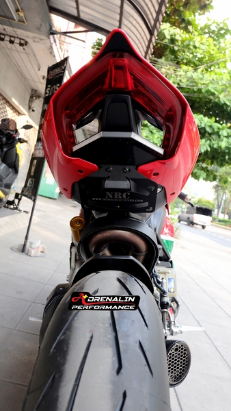 ท้ายสั้น NRC สำหรับ Panigale V4 2018-2024