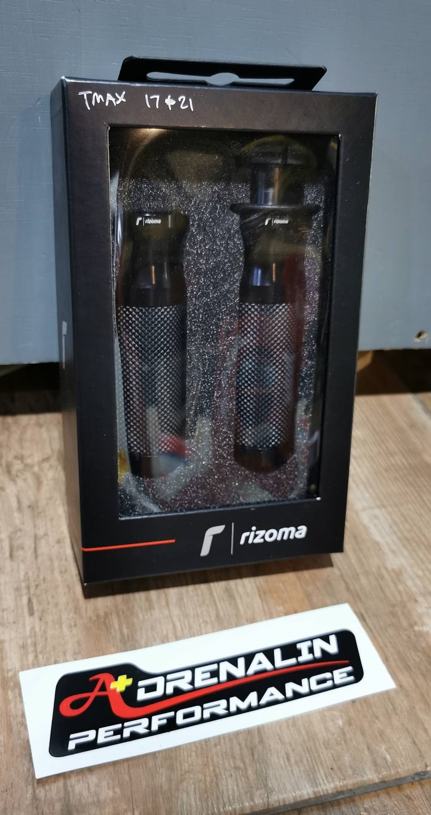 Rizoma ปอกแฮนด์ รุ่น sportline สำหรับ tmax 530 560 2017-2021 ตรงรุ่น