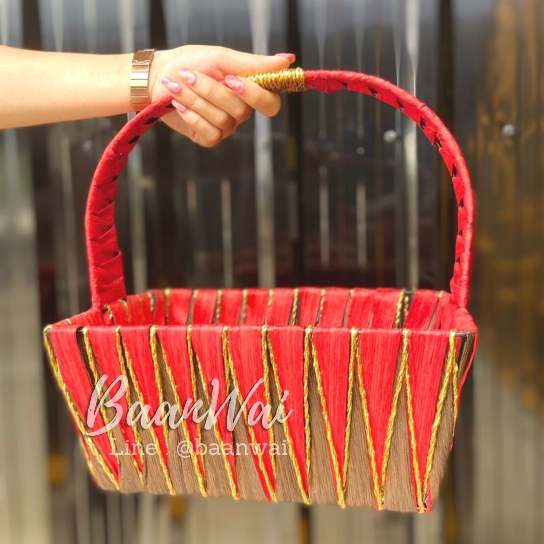 กระเช้า Code-005 VIP โครงเหล็ก ทรงเหลี่ยม (รุ่น KT25)