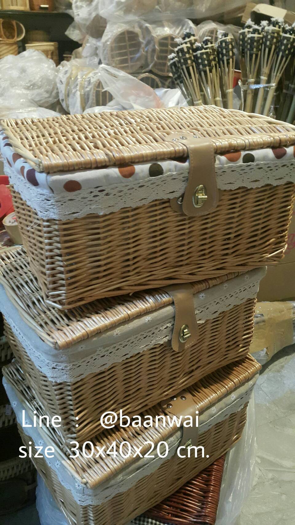 กล่องหวาย กล่องปิคนิค หีบหวาย ตะกร้าหวายบุผ้า ขนาด S : 25x35x15 cm