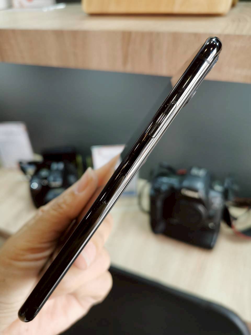 iPhone 11 Pro Max 64GB Space Gray