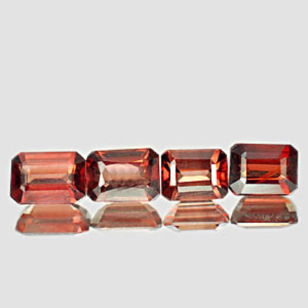 เพทายดิบสีน้ำตาล (Zircon) 3.08 กะรัต 4 ชิ้นไม่เผา