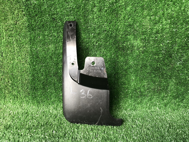 แผ่นกันโคลนรถยนต์